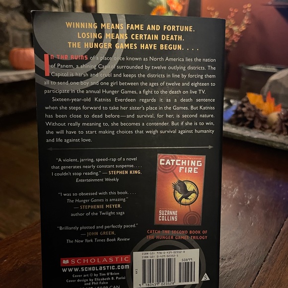 Complete bundled Hunger Games series Excellent GIFT 🎁❗️❗️❗️ - Picture 3 of 12